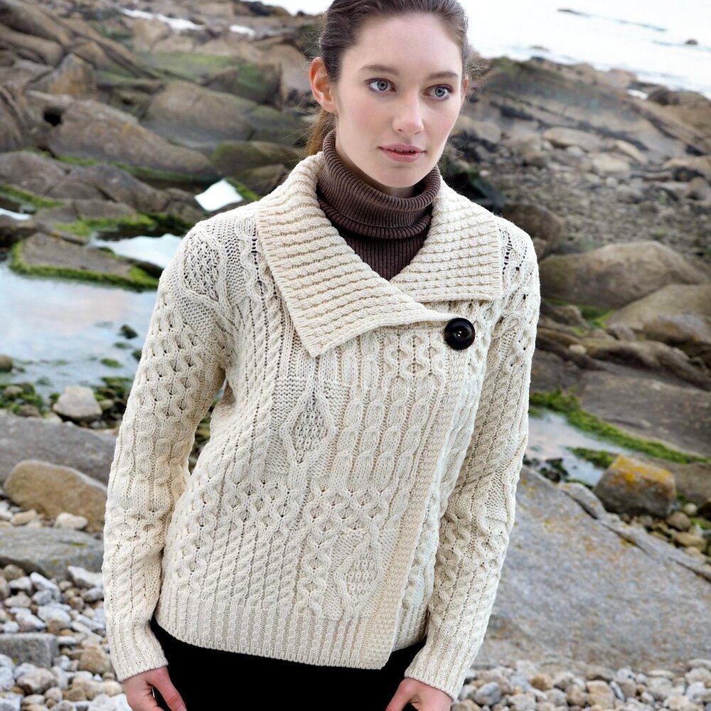 Carraig Donn Irish Chunky Collared Aran Cable Knit Sweater - Picture 3 of 12